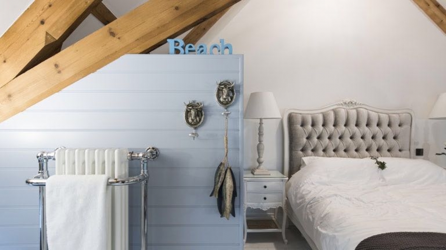 Cornwall Painters and Decorators - Bedroom